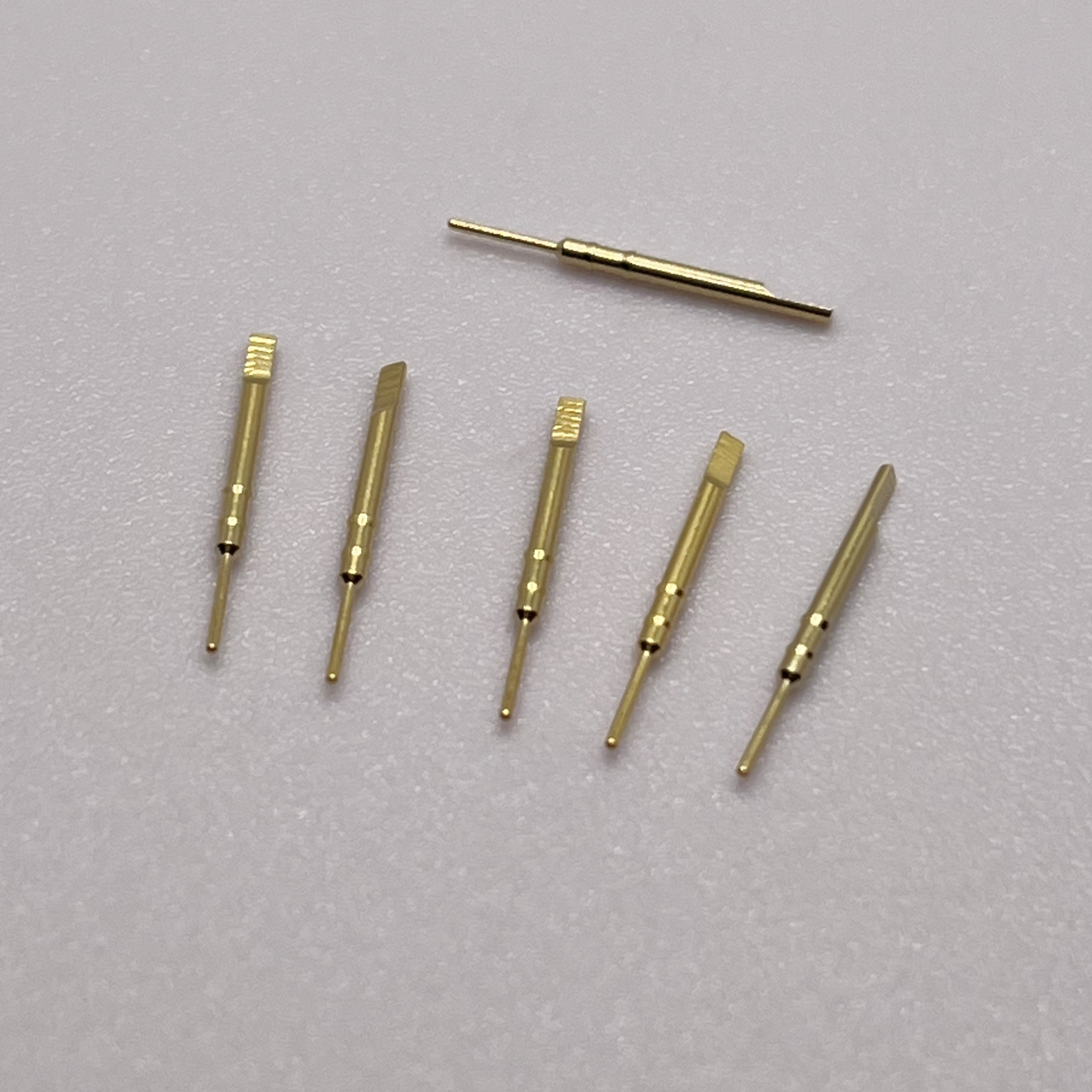 0.45x15mm 工业设备连接器触针 