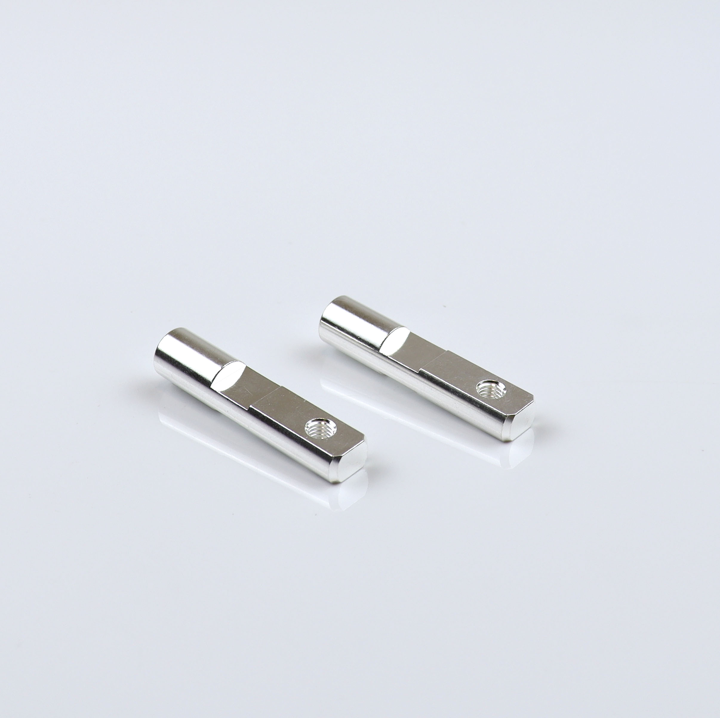 CNC 冲压件设计便携式交流连接器直流连接器插头适用于电动汽车充电端口